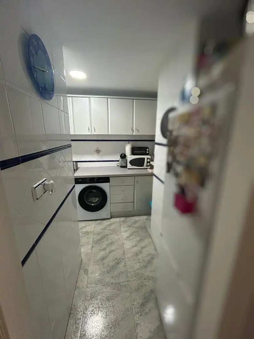 Cocina de Piso en venta en Almería con Aire acondicionado, Jardín privado y Piscina comunitaria
