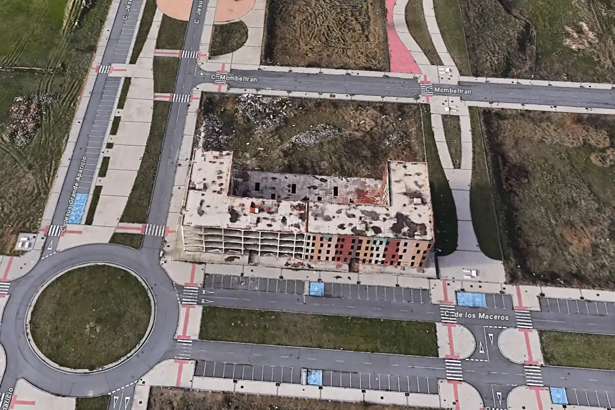 Außenansicht von Gebäude zum Verkauf in Ávila