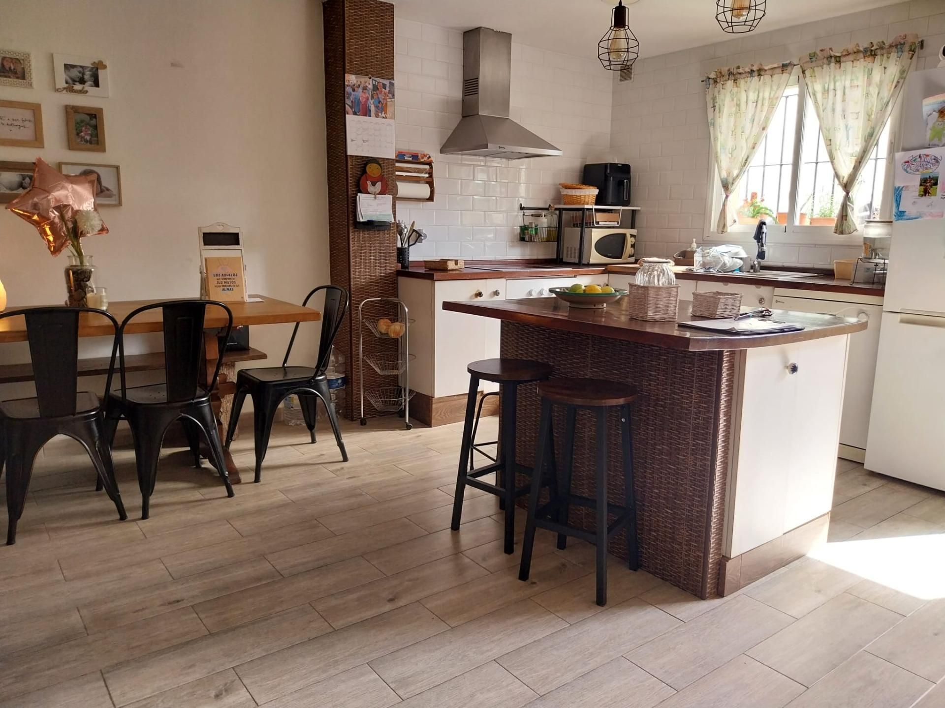 Kitchen of House or chalet for sale in Algeciras