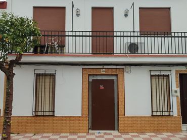 Casa rustica in vendita a Calle Hinojos 32