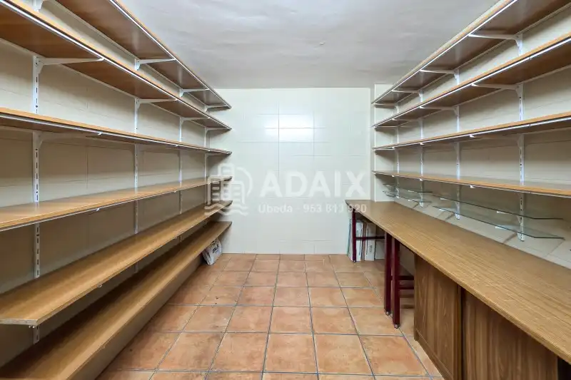Garaje en venta en Úbeda