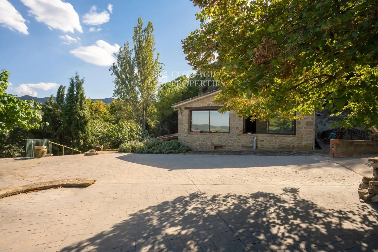 Vista exterior de Finca rústica en venta en Sant Miquel de Campmajor con Calefacción y Piscina