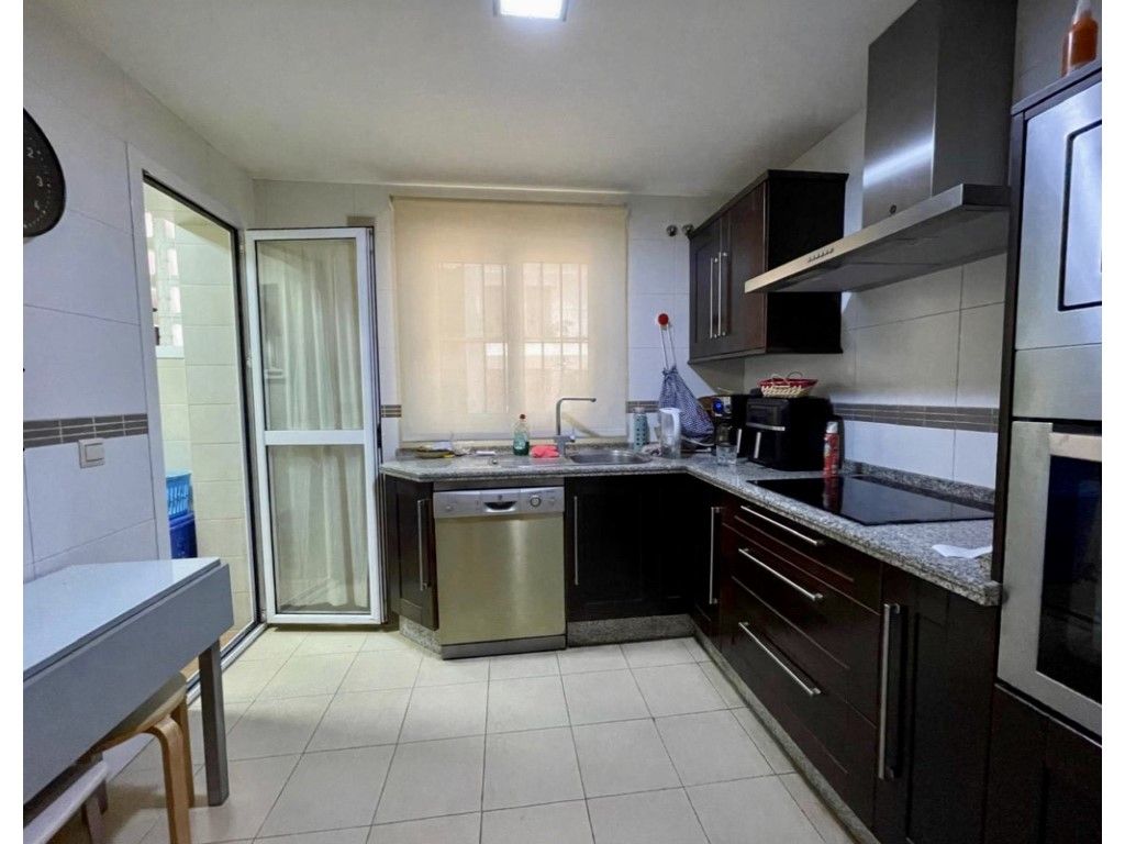Cocina de Piso en venta en Vélez-Málaga con Terraza