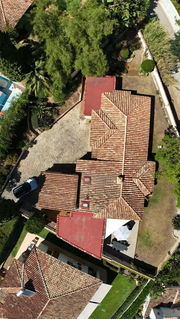 Casa amb jardí en venda a Benahavís pueblo, imagen 2