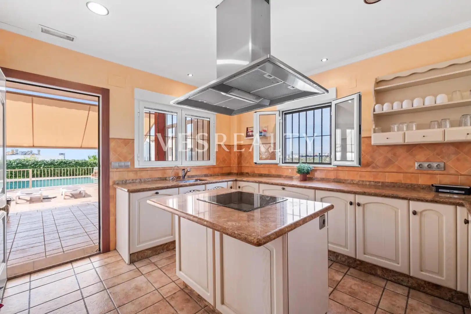 Chalet con terraza en venta en Santa Pola ciudad, imagen 15