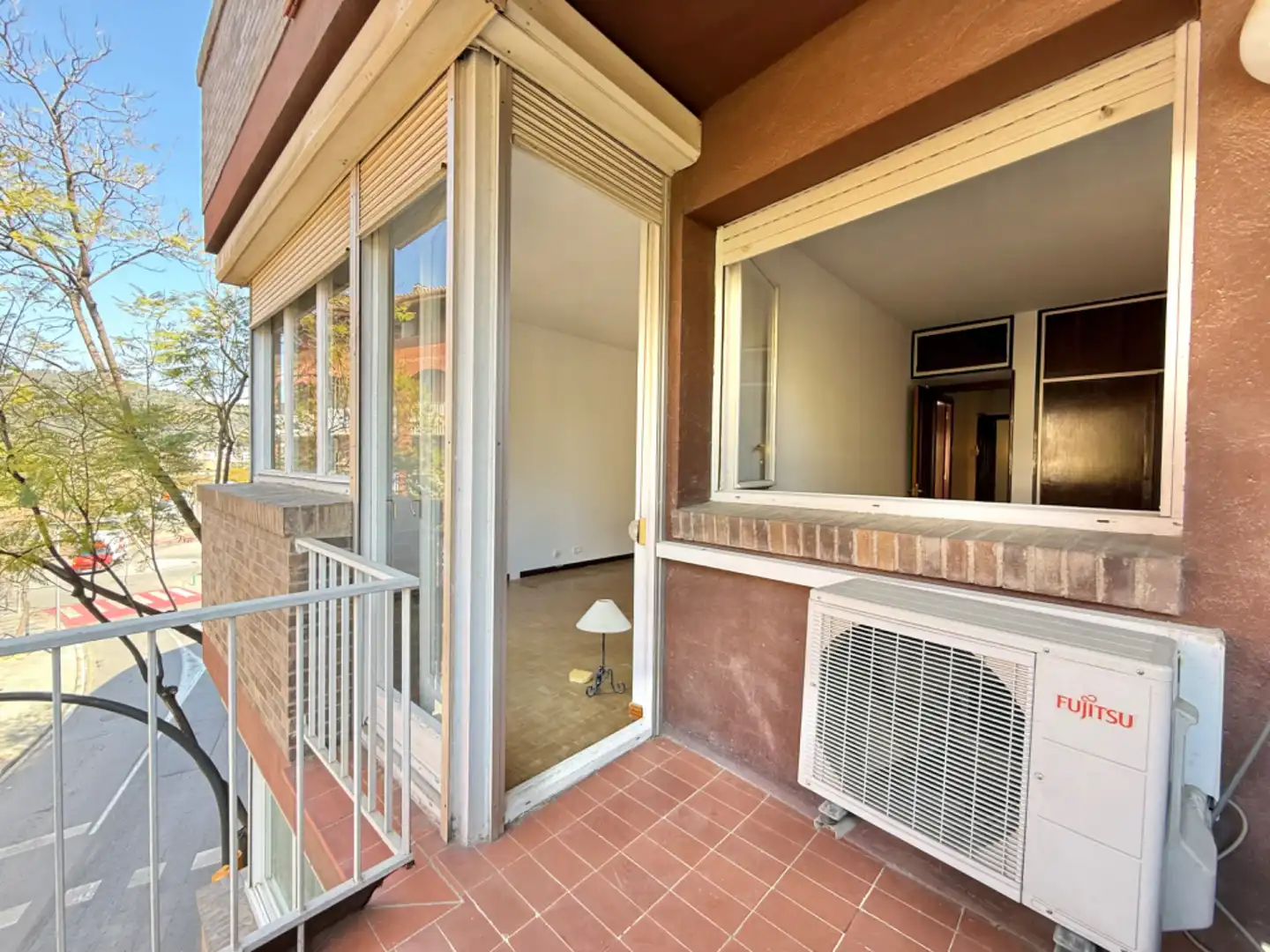 Balcony of Flat for sale in Sant Just Desvern  with Air Conditioner, Heating and Parquet flooring