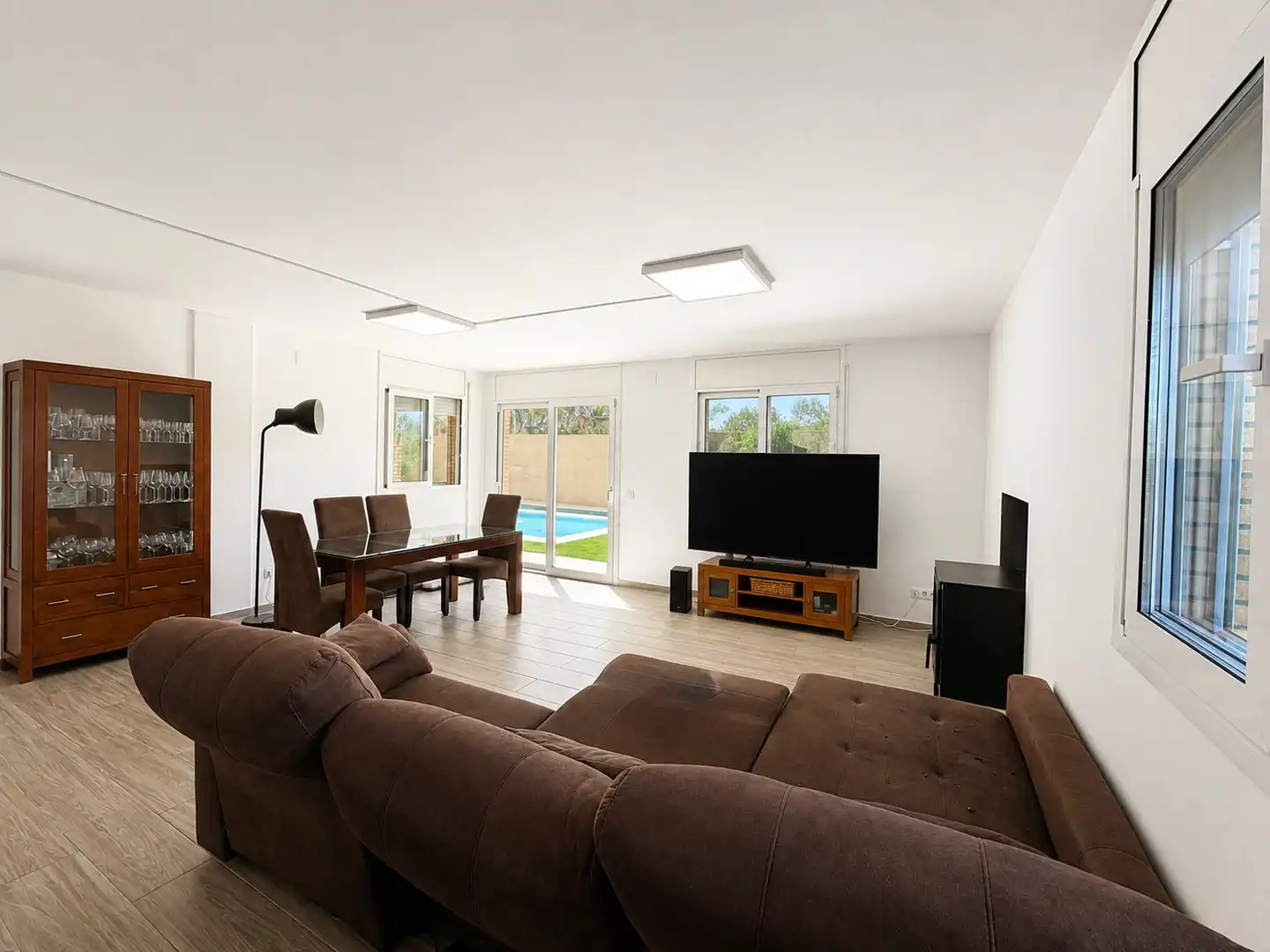 Sala de estar de Casa o chalet en venta en Olivella con Aire acondicionado, Calefacción y Jardín privado