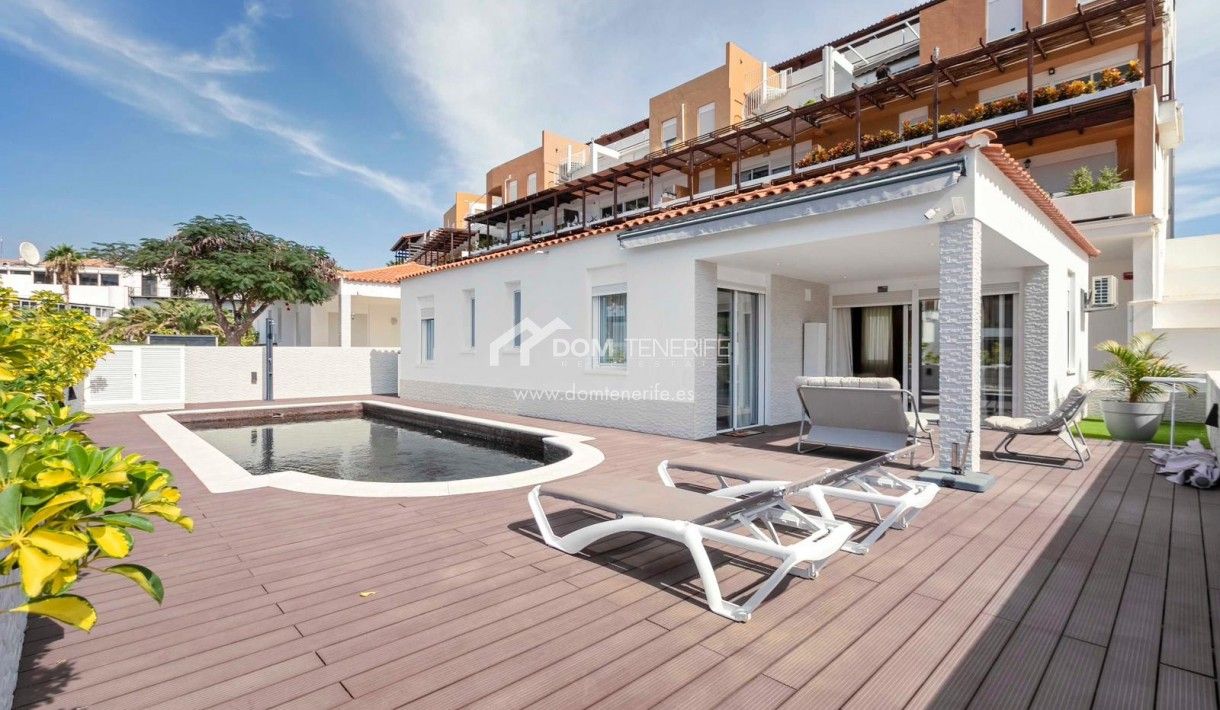 Terrace of House or chalet for sale in San Miguel de Abona  with Air Conditioner, Terrace and Storage room