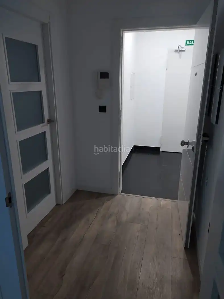 Piso con piscina en venta en Calle Darwin 18, imagen 4