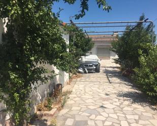 Vista exterior de Finca rústica en venda en Talavera de la Reina amb Piscina