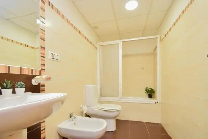 Baño de Piso en venta en Atarfe con Aire acondicionado
