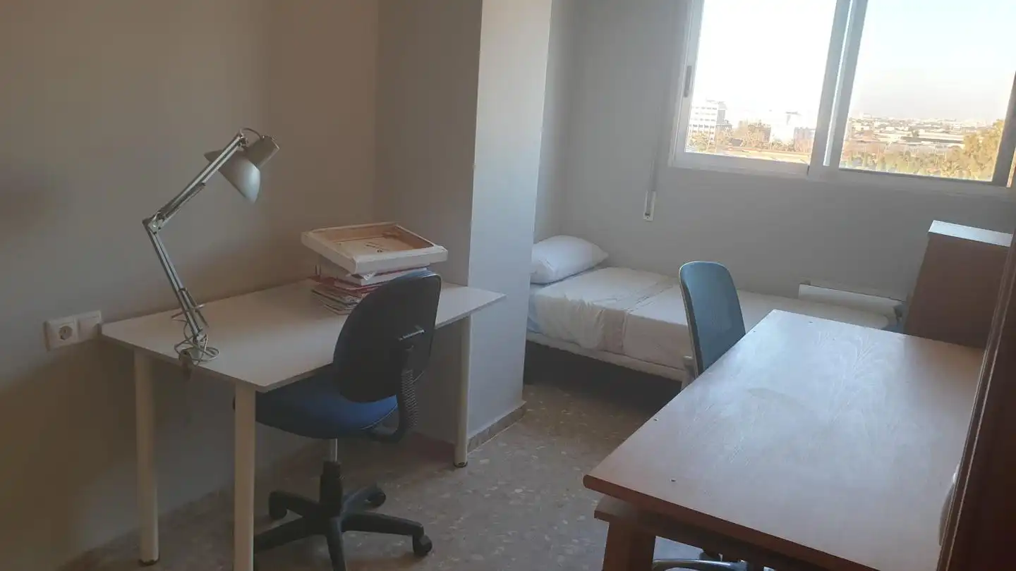 Flat for rent in Plaça de José María Orense, La Carrasca