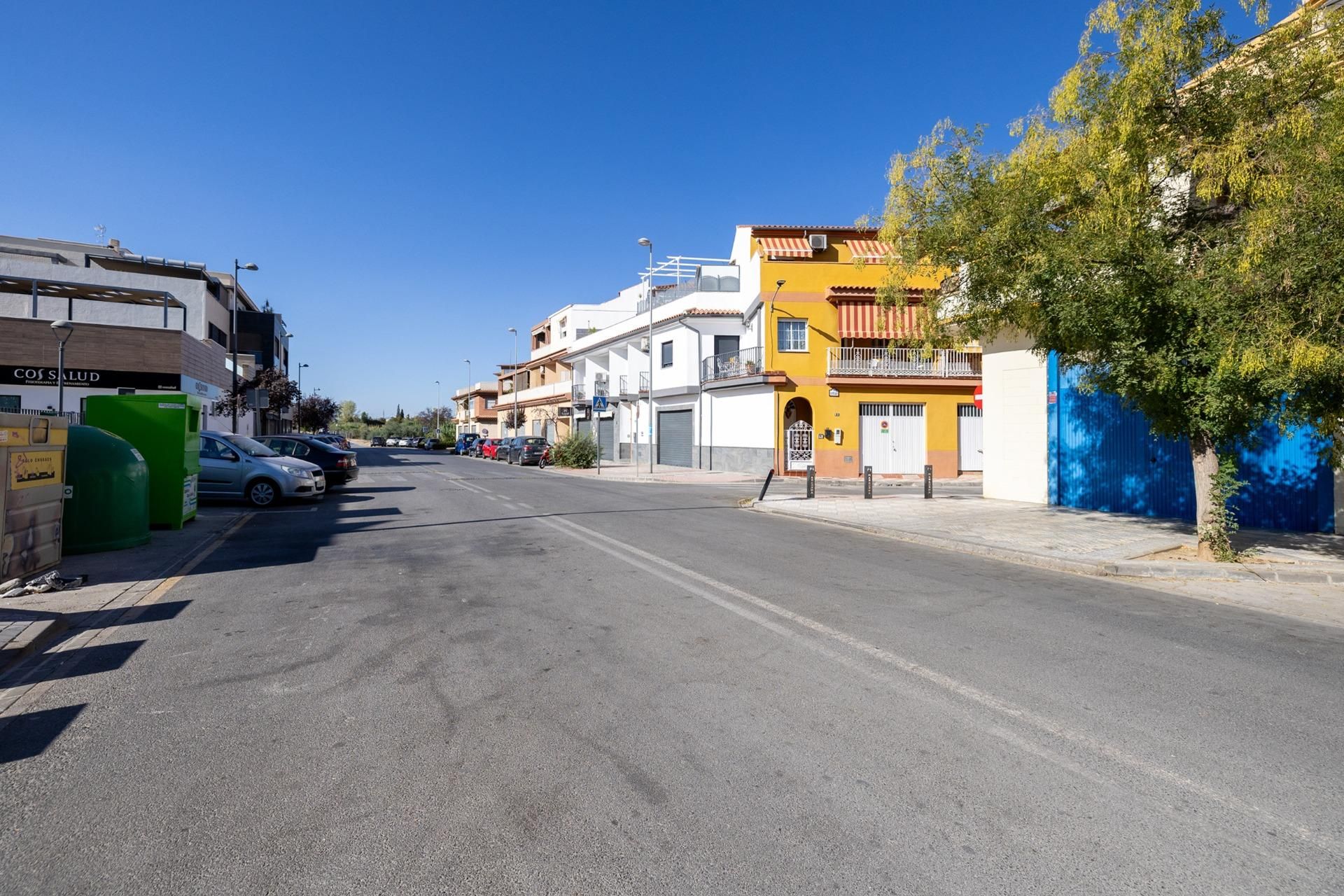 Vista exterior de Casa o xalet en venda en Maracena amb Aire condicionat, Calefacció i Terrassa