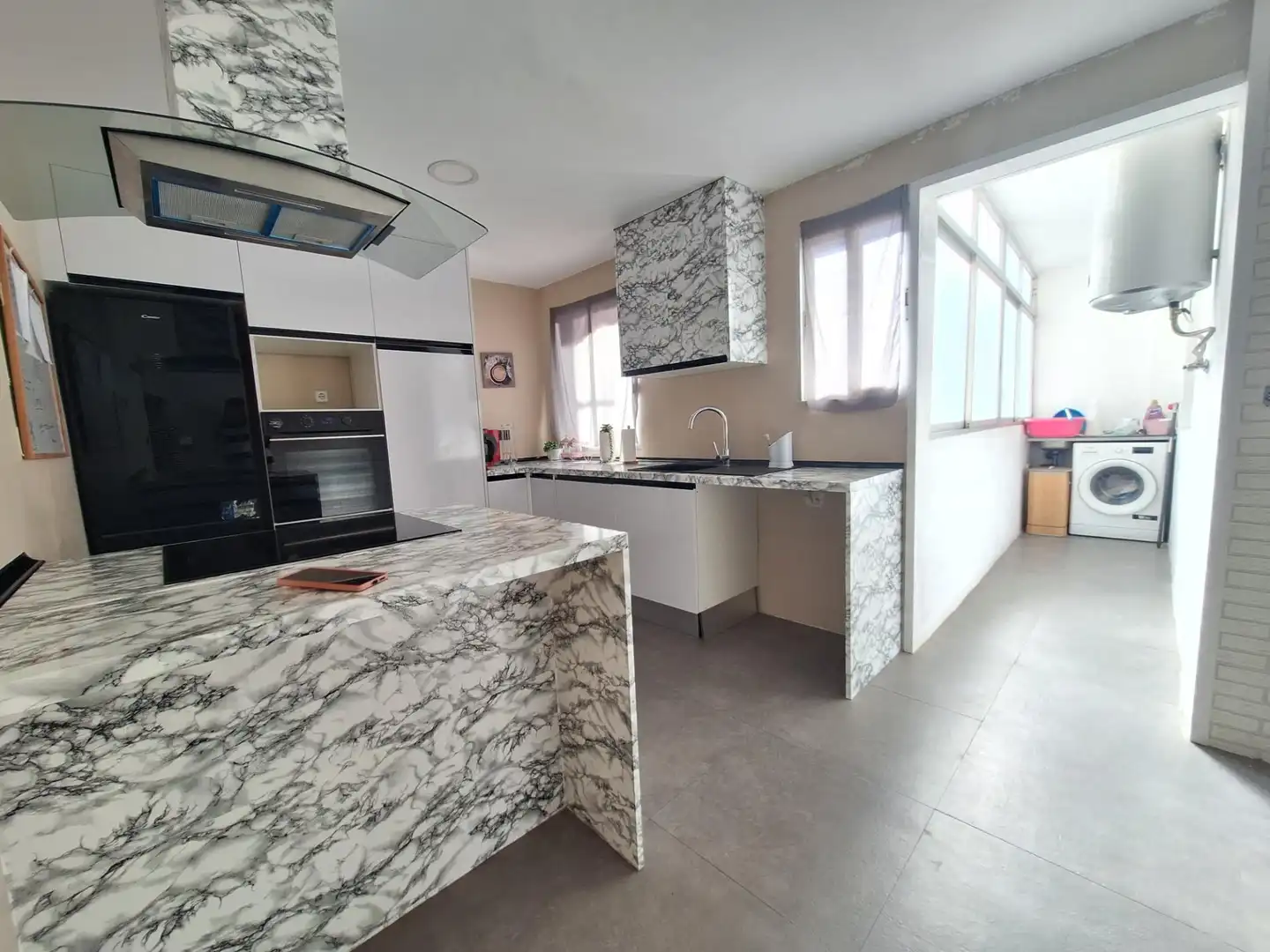 Cocina de Piso en venta en Torrent con Balcón