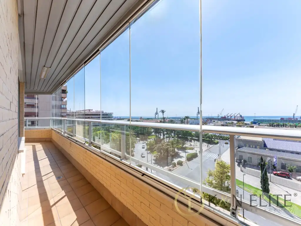 Piso con ascensor en venta en Calle Moratin, imagen 4