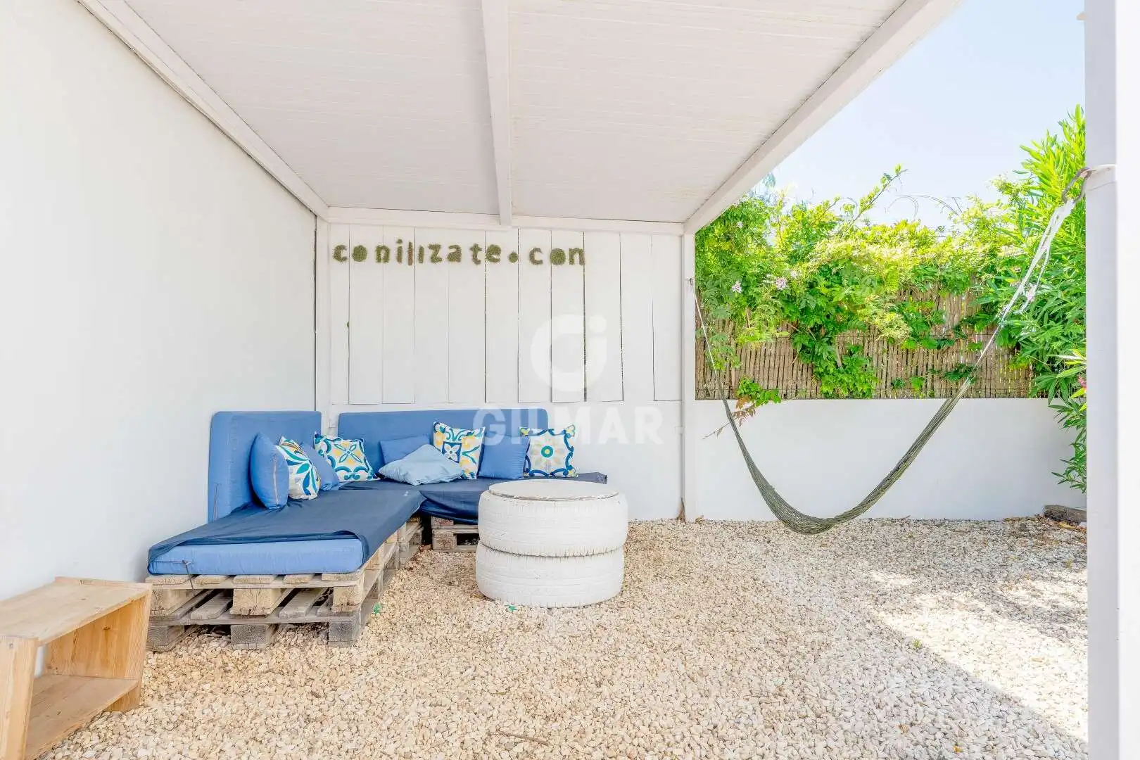 Terrassa de Casa o xalet en venda en Conil de la Frontera amb Jardí privat, Piscina i Moblat
