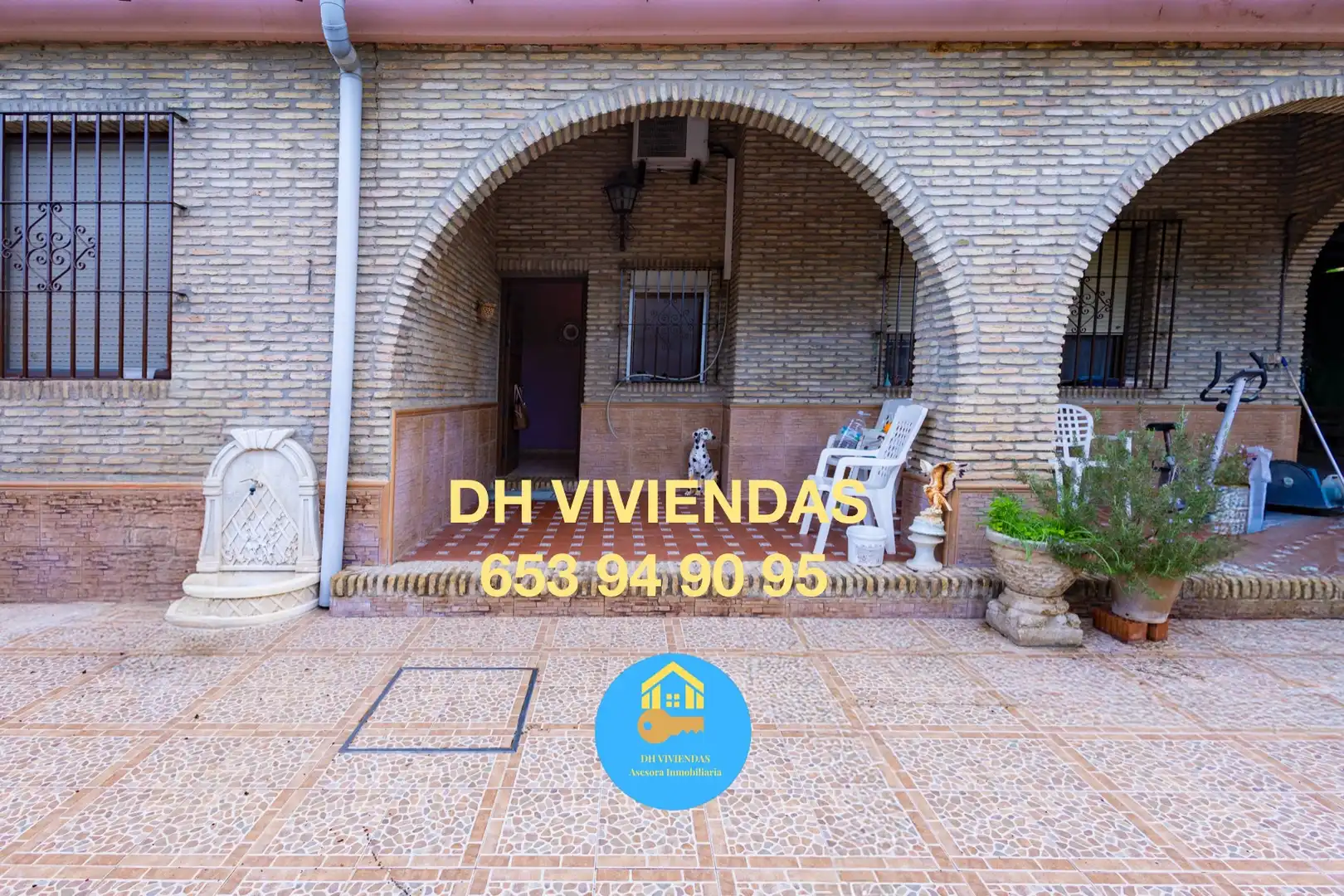 Garden of Houses for sale in Dos Hermanas  with Air Conditioner, Private garden and Terrace