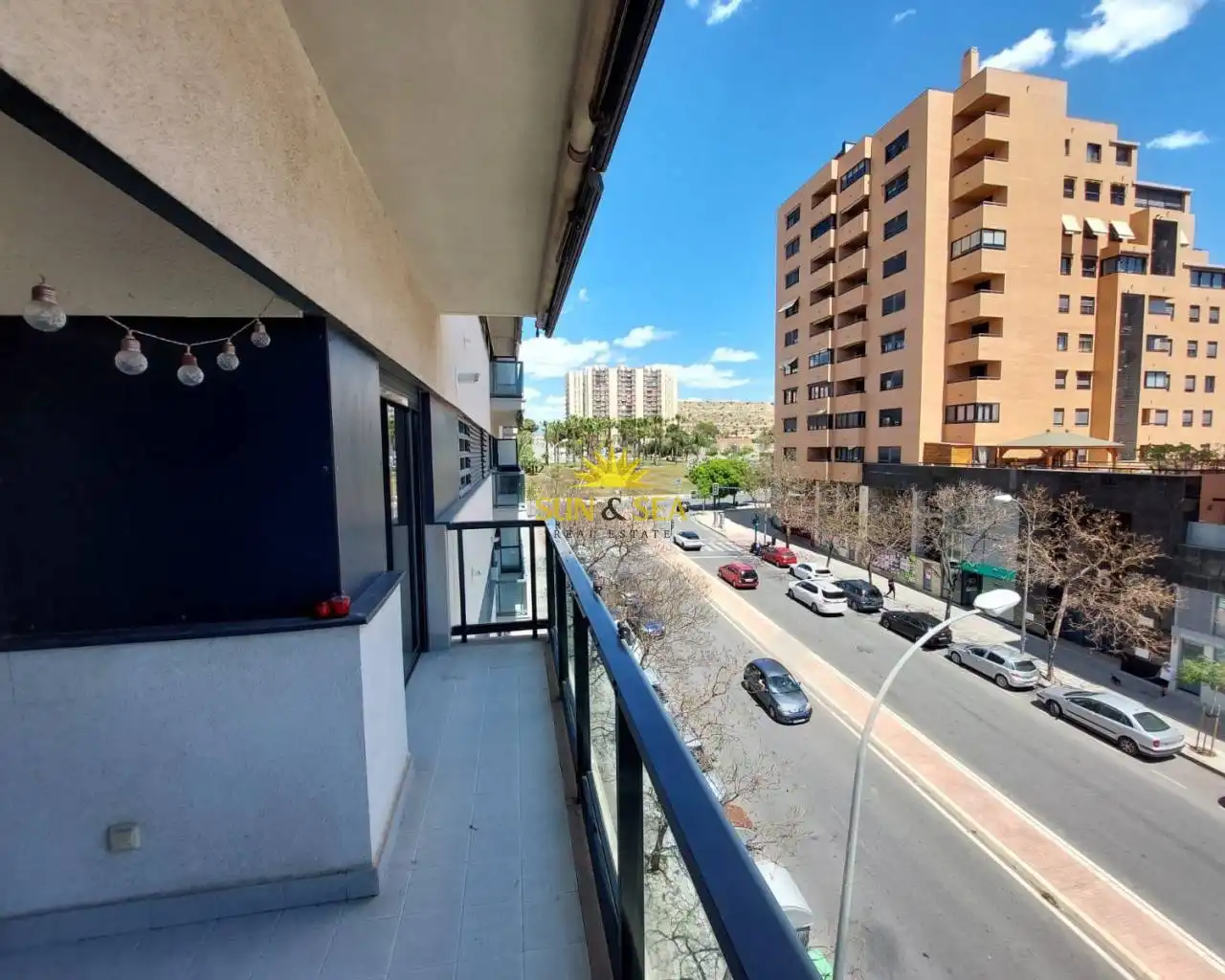 Vista exterior de Pis de lloguer en Alicante / Alacant amb Aire condicionat, Calefacció i Traster