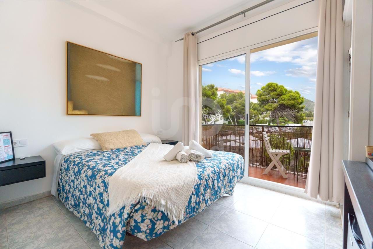 Bedroom of Building for sale in Sitges