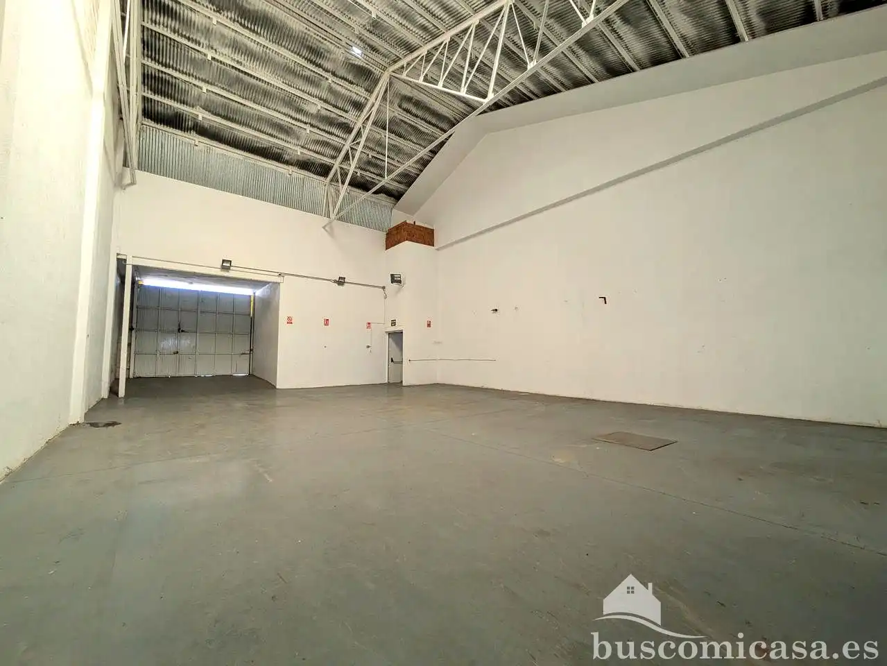 Industrial buildings for rent in Linares