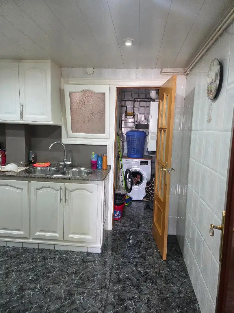 Cocina de Piso en venta en Terrassa con Aire acondicionado, Calefacción y Horno