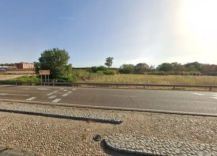 Terreni e lotti in vendita a Avenida Antonio Hernández Gil, Badajoz, Spain Paraje San Gabriel, imagen 6