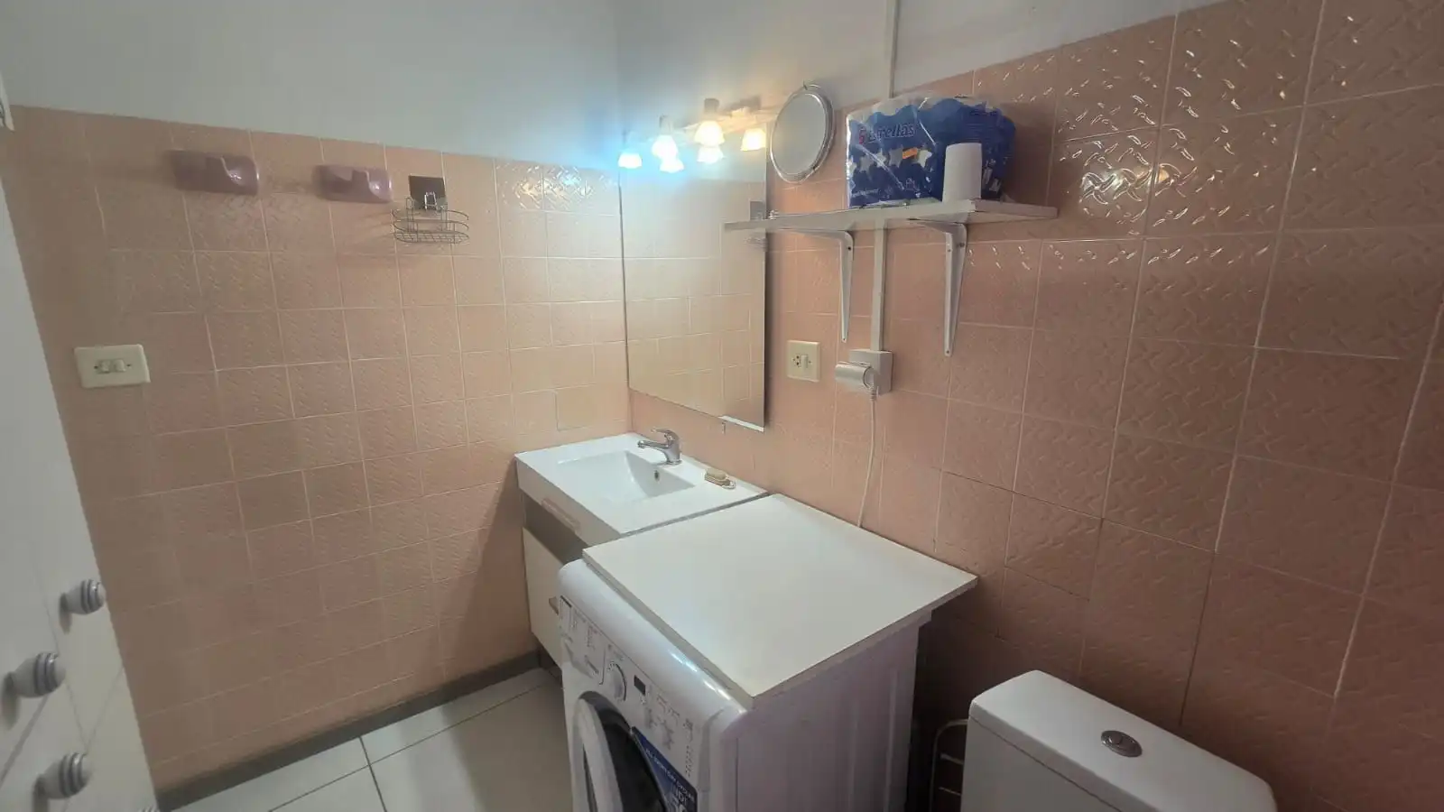 Baño de Apartamento en venta en Roses con Terraza