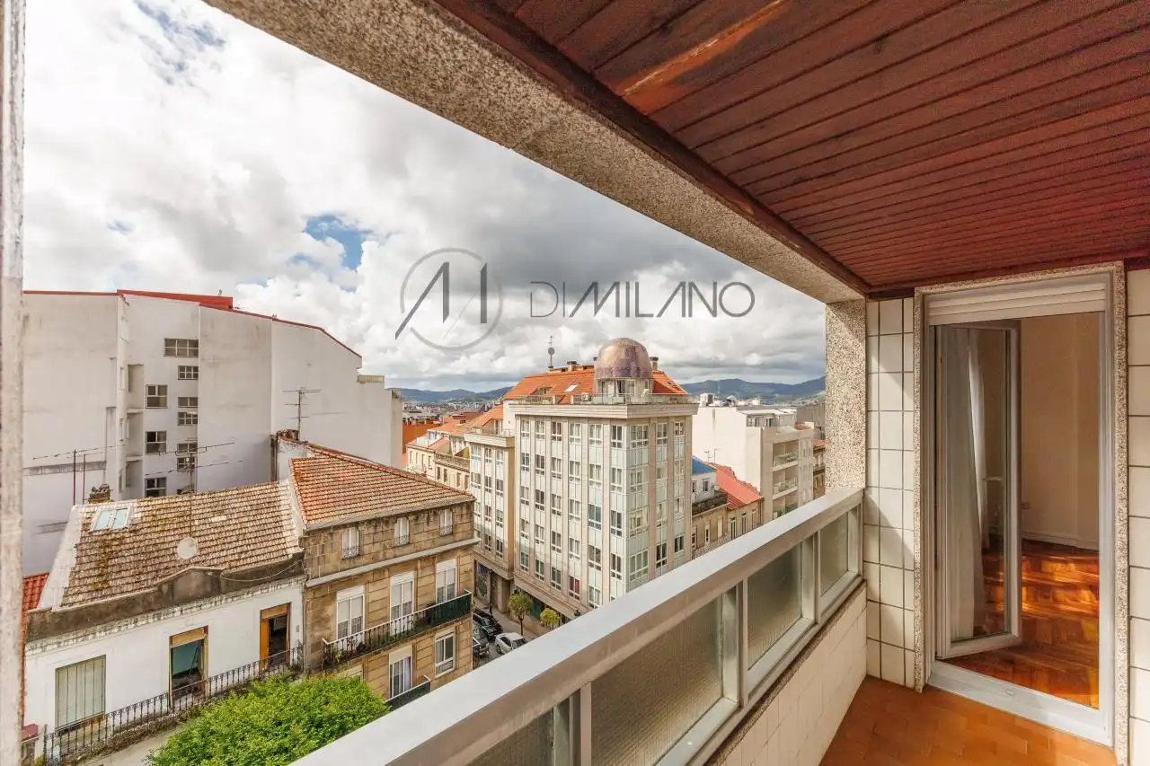 Exterior view of Flat for rent in Vigo   with Heating, Parquet flooring and Terrace