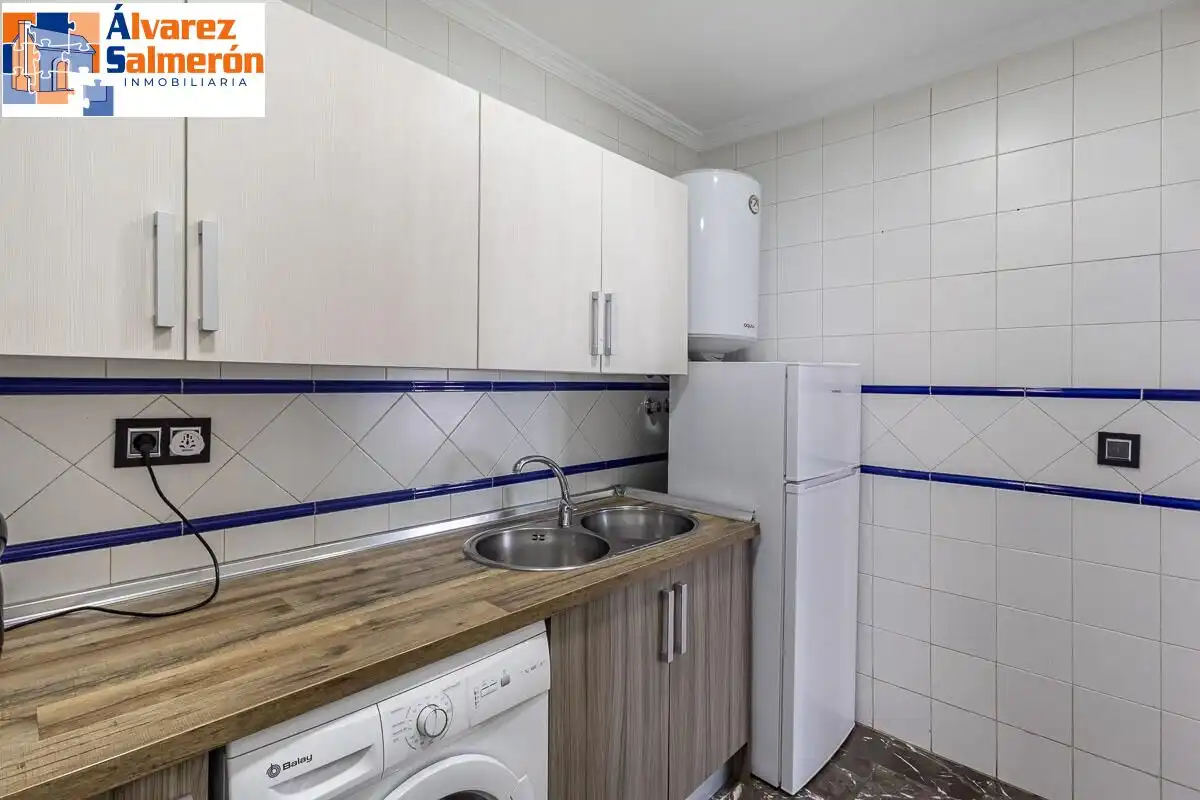 Cocina de Piso en venta en Granada