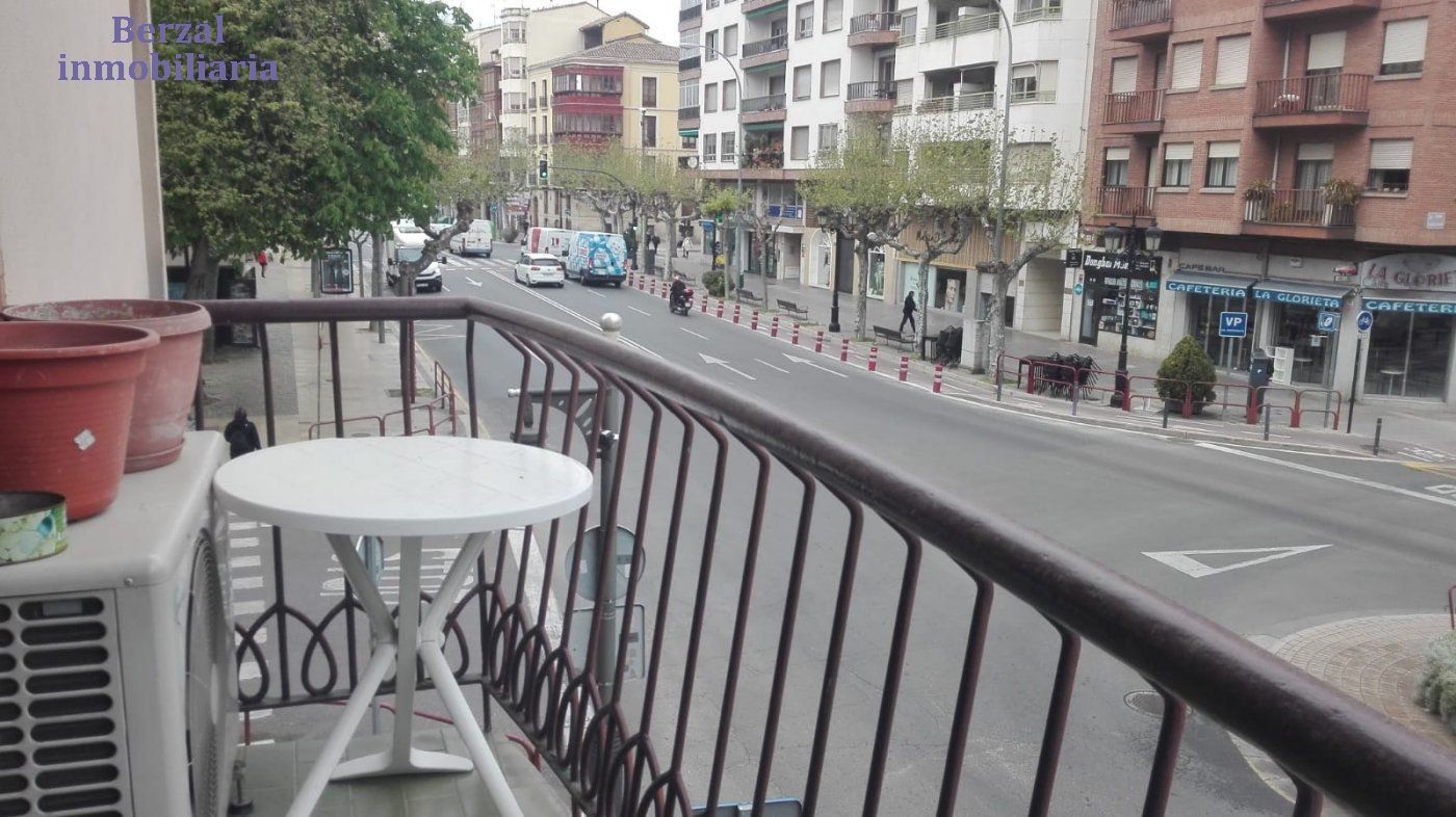 Exterior view of Flat for sale in  Logroño  with Air Conditioner, Heating and Terrace