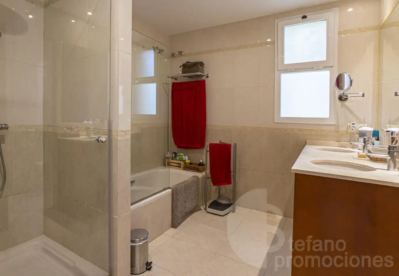 Bathroom of Houses for sale in Málaga  with Air Conditioner, Private garden and Terrace
