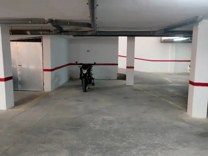 Parkplatz von Garage zur Miete in Almoradí
