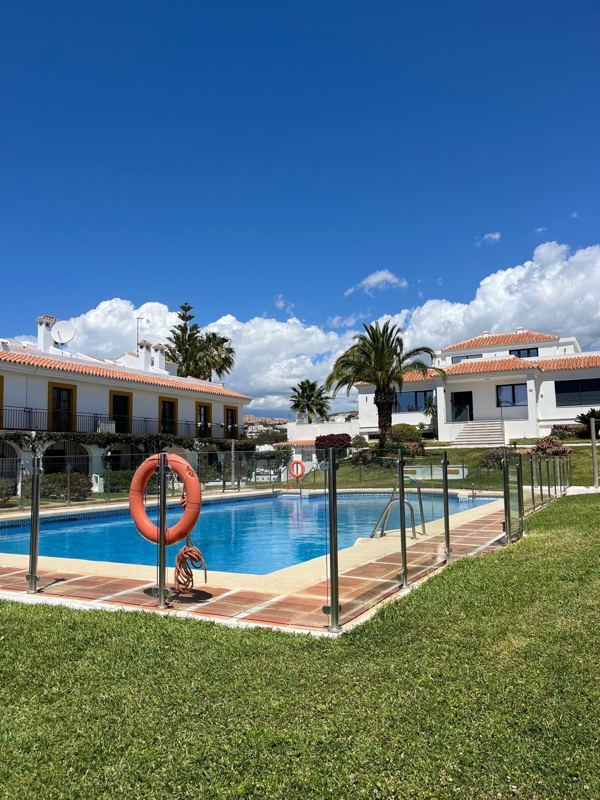 Duplex for sale in Calahonda