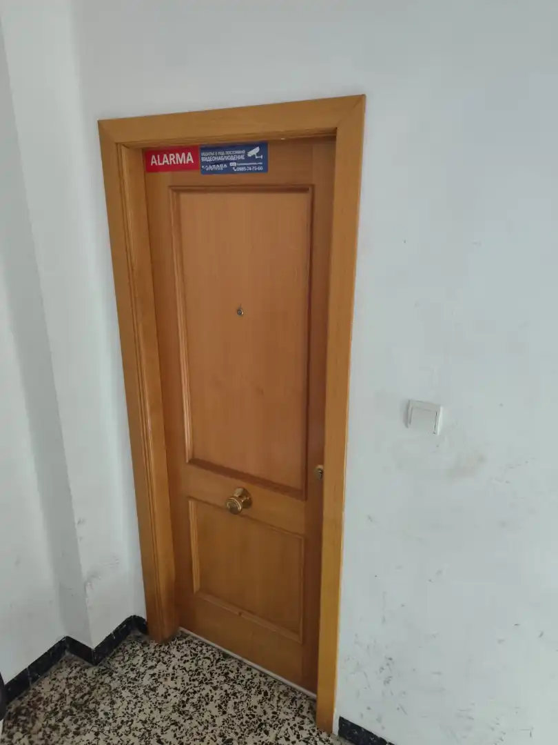 Wohnung zum Verkauf in Alzira mit Ofen, Waschmaschine und Mikrowelle