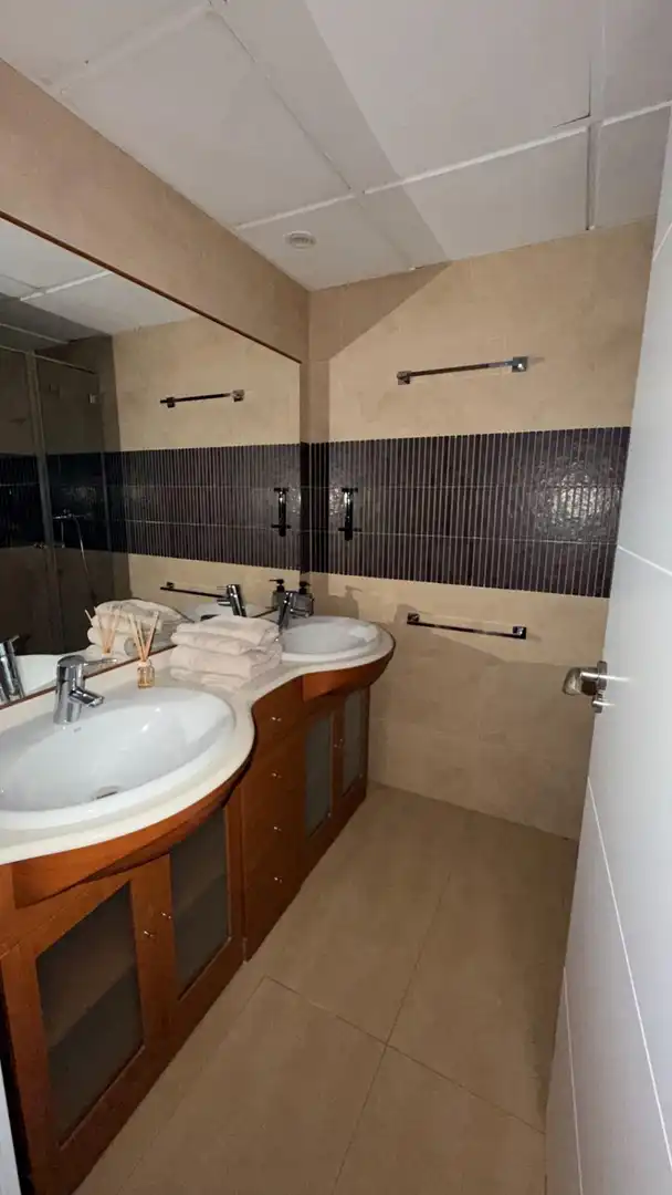 Baño de Apartamento en venta en Los Alcázares con Aire acondicionado, Calefacción y Trastero