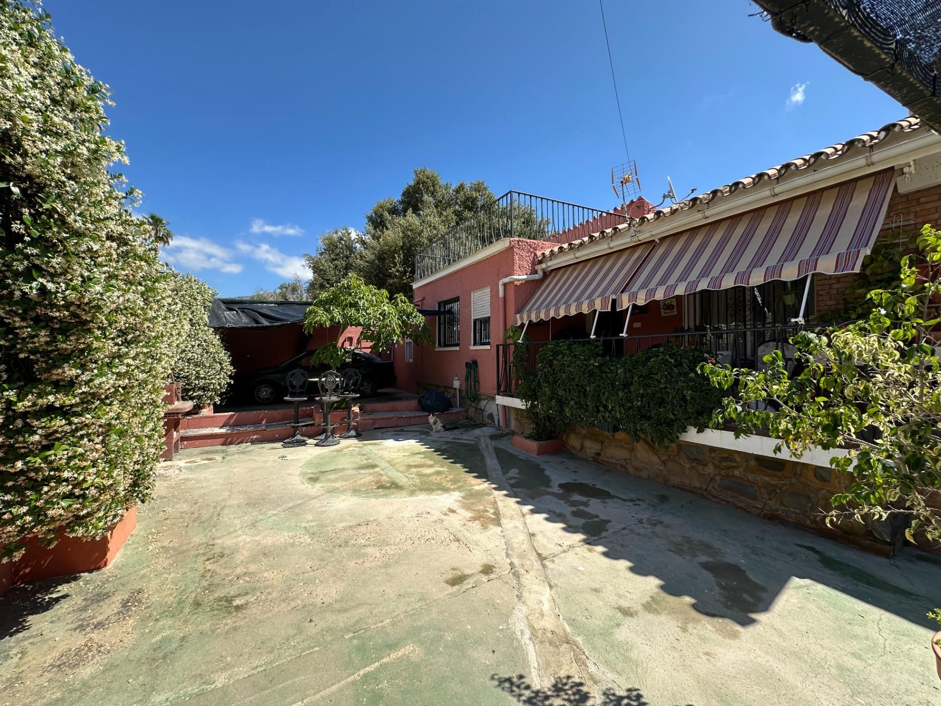 Jardí de Casa o xalet en venda en Fuengirola amb Aire condicionat, Calefacció i Jardí privat