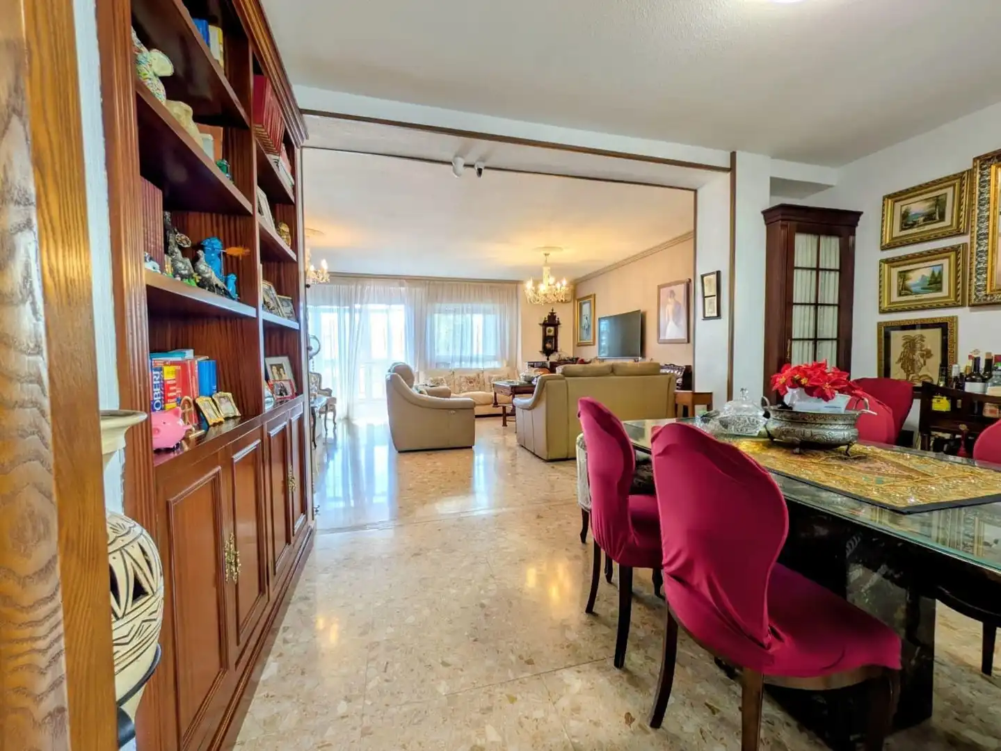 Wohnzimmer von Wohnung zum Verkauf in Algeciras