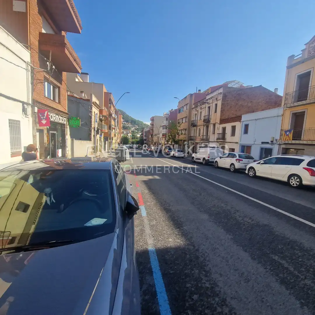 Business premises to rent in Vallirana, imagen 10