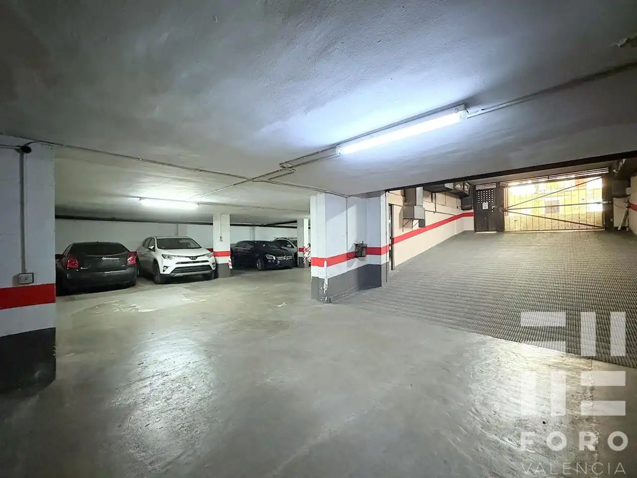 Parking de Piso en venta en Valencia con Aire acondicionado, Terraza y Balcón