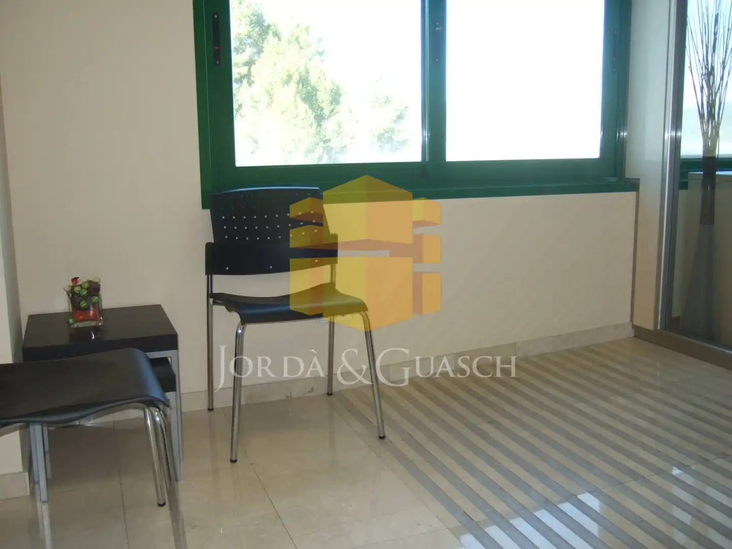 Fabrikhallen zur Miete in Castellgalí
