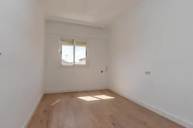 Habitación de Piso en venta en Armilla con Aire acondicionado, Parquet y Balcón
