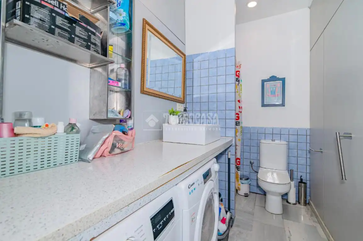 Badezimmer von Wohnung zum Verkauf in Granada mit Heizung