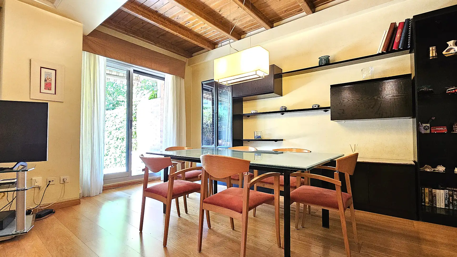 Comedor de Casa adosada en venta en Zaragoza con Aire acondicionado, Calefacción y Jardín privado