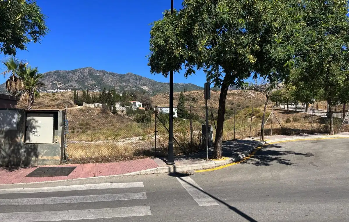 Wohnbaugrundstück zum Verkauf in Centro ciudad, imagen 6