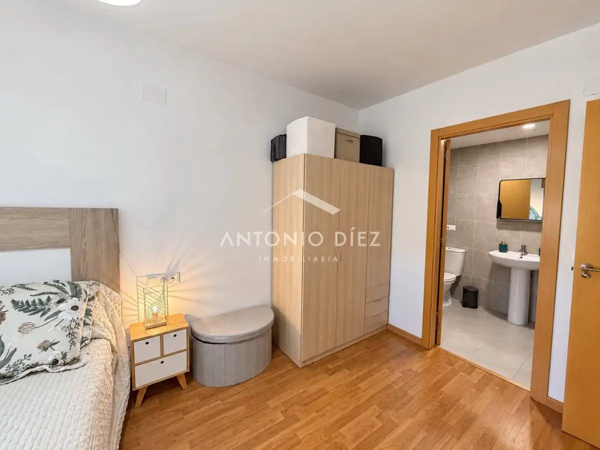 Bedroom of Flat for rent in Aspe  with Air Conditioner, Storage room and Balcony
