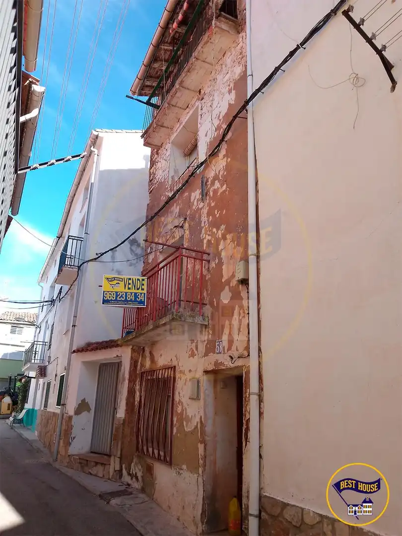 Vista exterior de Casa o chalet en venta en Boniches con Balcón
