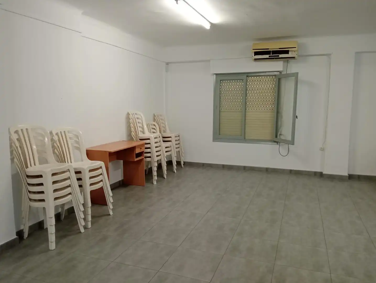 Local comercial de lloguer a Novelda, imagen 3
