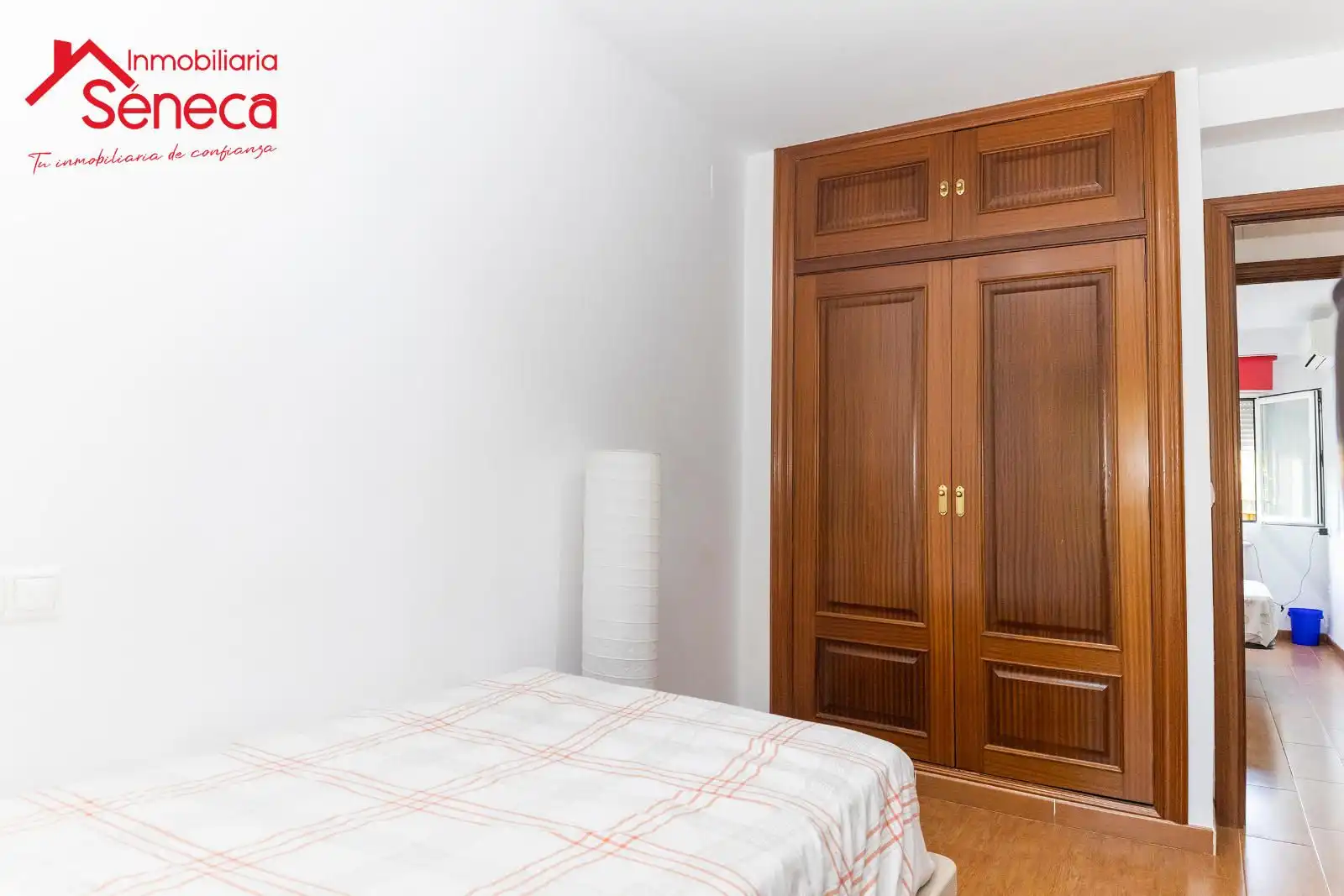Bedroom of Flat for sale in Córdoba  with Air Conditioner, Terrace and Storage room