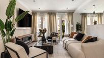 Living room of Flat for sale in  Madrid Capital  with Air Conditioner and Terrace