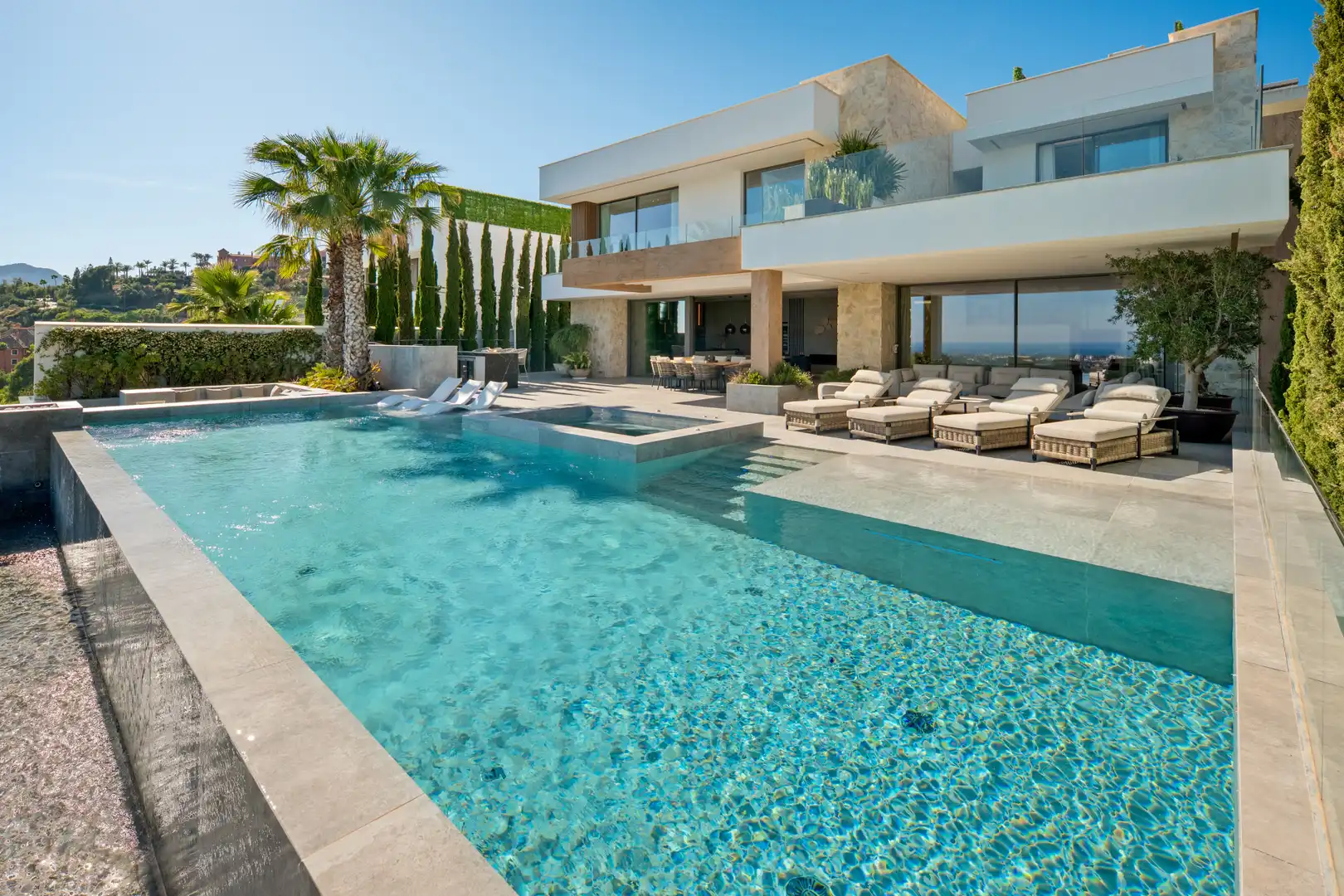 Casa con piscina en venta en La Quinta, imagen 2